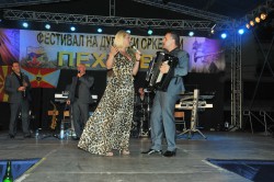 Илјадници гости и посетители на Првата фестивалска вечер во Пехчево